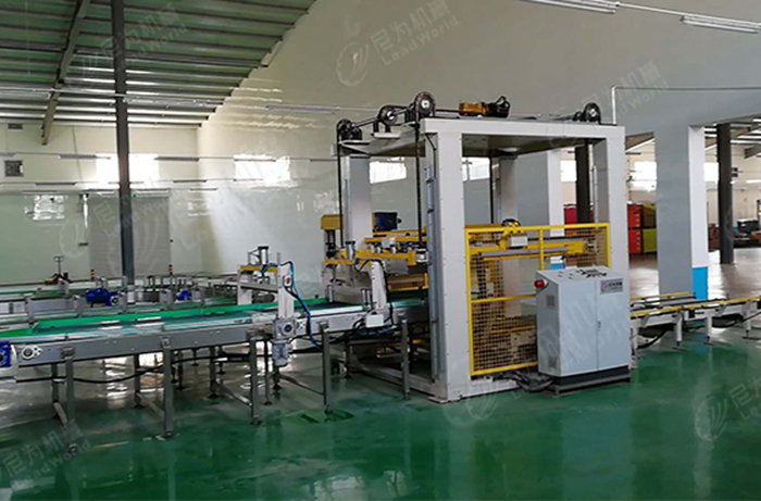 自動碼垛機(jī)設(shè)備