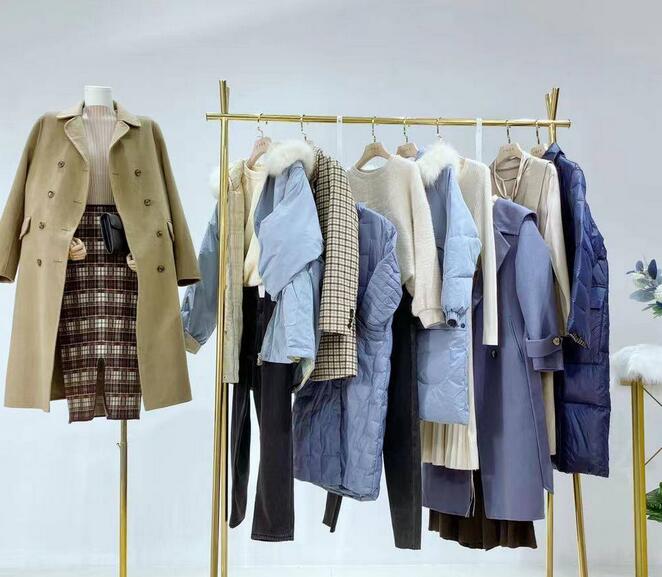 解決服裝倉庫衣服發霉